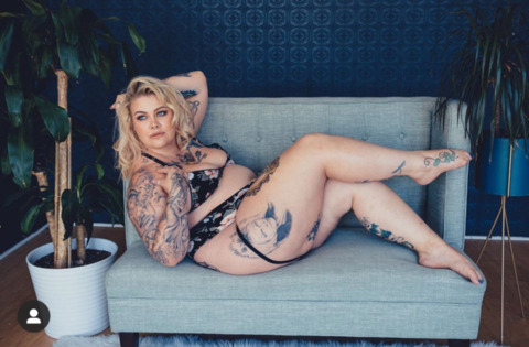 Header of elleharlow