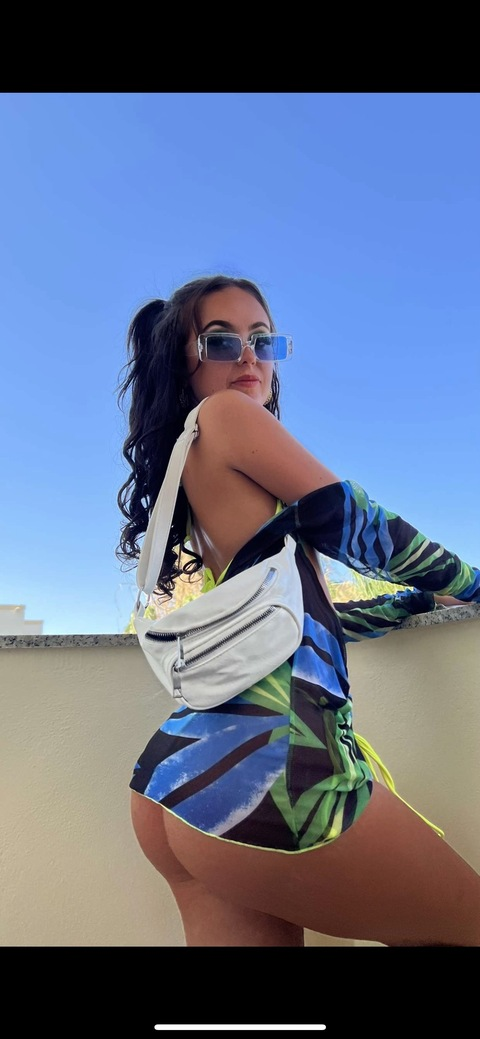 Header of erin_jones01