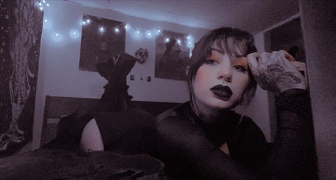 Header of goth-babe