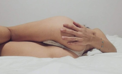 Header of hotwifemaca