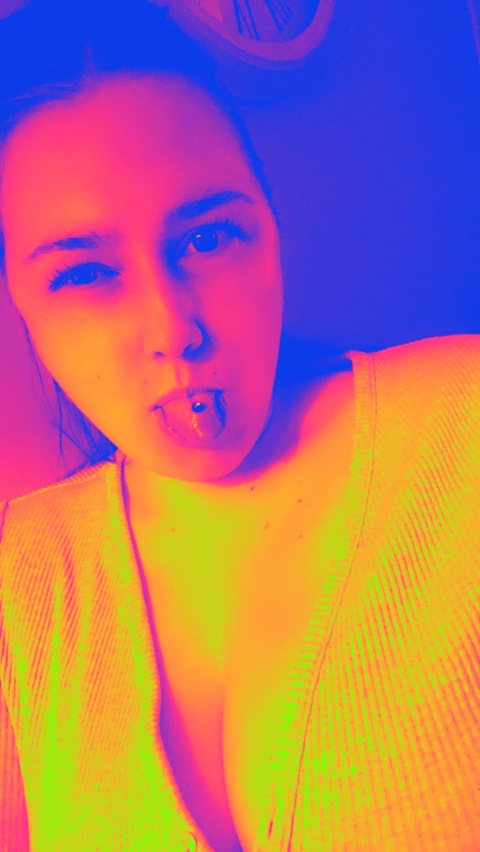 Header of lilmisskitty96