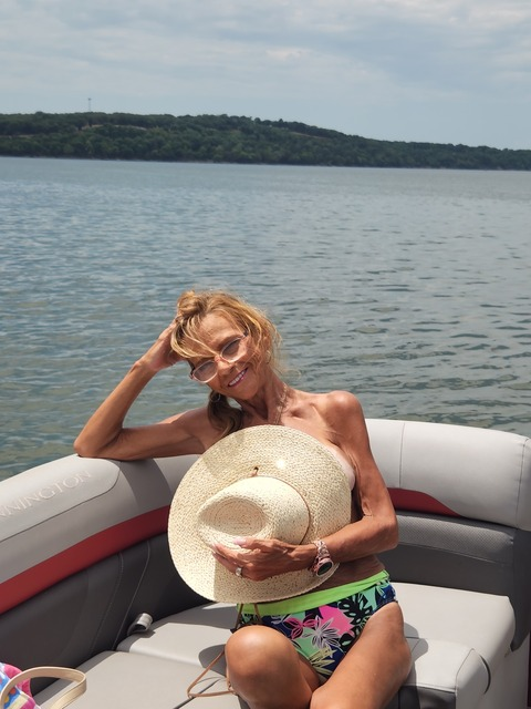 Header of pinkrosexox