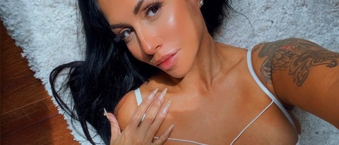 Header of smitten_xx