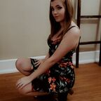 Samantha. 🍑 (@sweet_kittyy69) Leak OnlyFans 

 profile picture